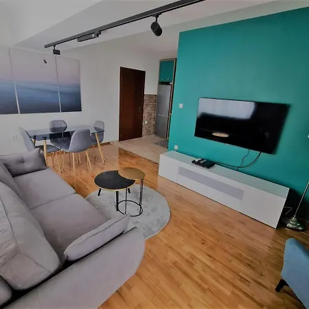 Apartment Astra 2 *